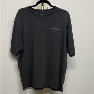 Tommy Bahama Size XL Men's Dark Gray Short Sleeve Tee
